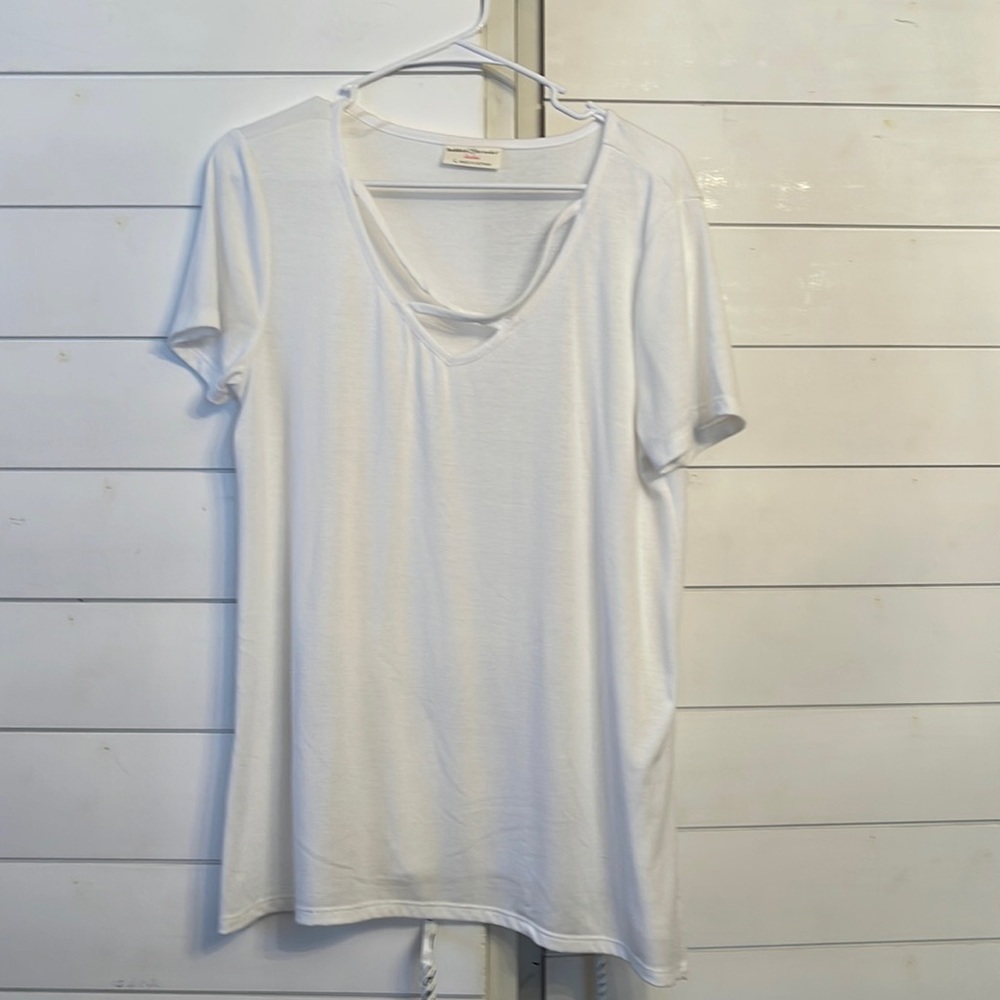 White t shirt